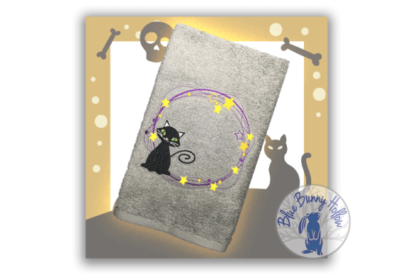 Halloween Wreath, Kitty: A Designer’s Review